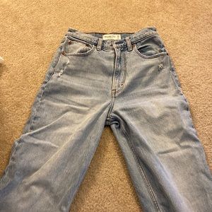 High waisted jeans